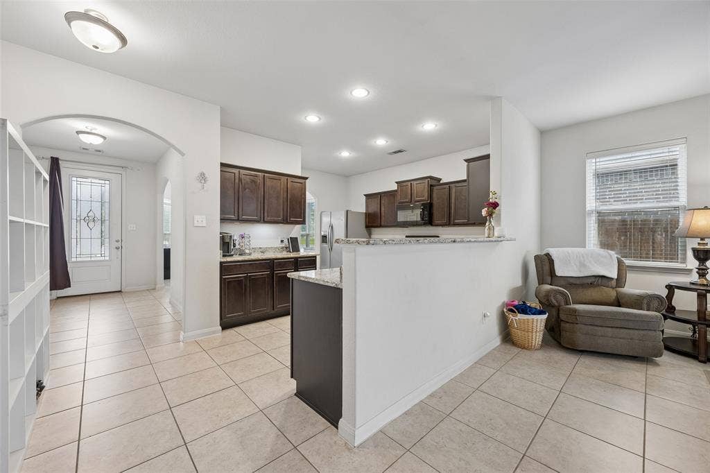 1005 Princewood Drive, Denton, TX 76207 1005 Princewood Drive, Denton, TX 76207