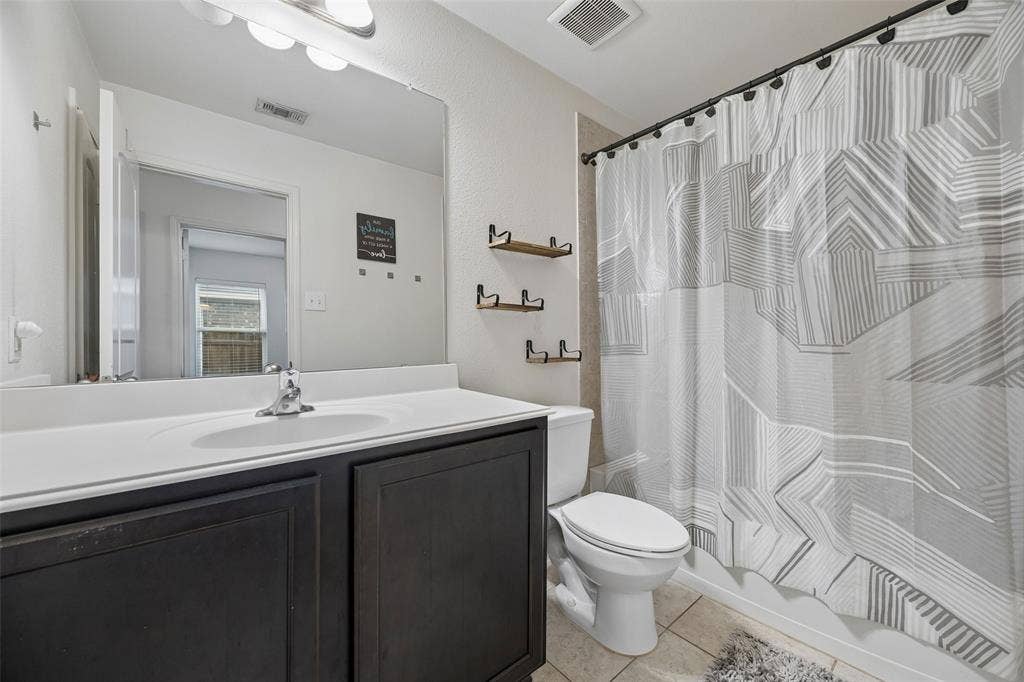 1005 Princewood Drive, Denton, TX 76207 1005 Princewood Drive, Denton, TX 76207