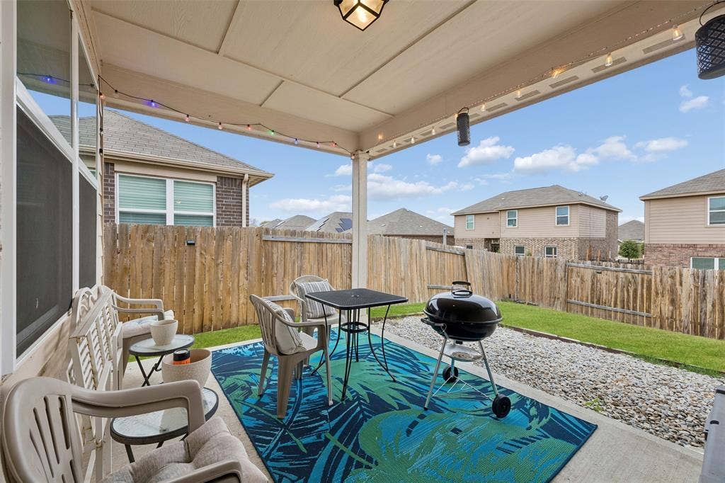 1005 Princewood Drive, Denton, TX 76207 1005 Princewood Drive, Denton, TX 76207