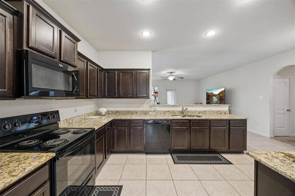 1005 Princewood Drive, Denton, TX 76207 1005 Princewood Drive, Denton, TX 76207
