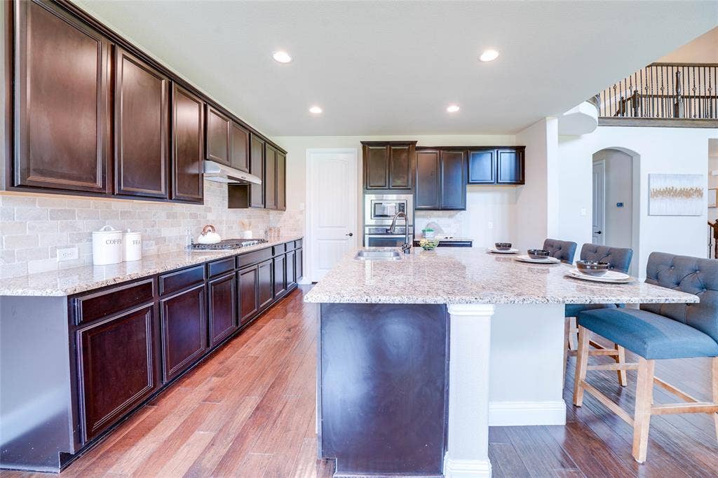 1262 Roma Drive, Frisco, TX 75036 1262 Roma Drive, Frisco, TX 75036