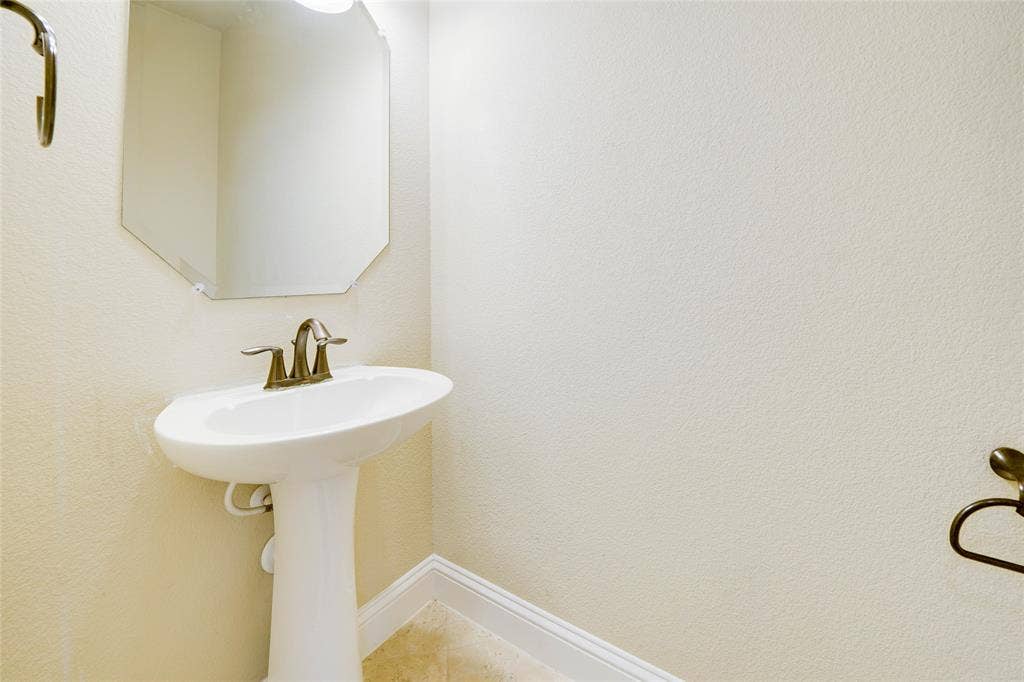 1262 Roma Drive, Frisco, TX 75036 1262 Roma Drive, Frisco, TX 75036