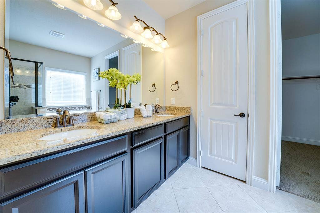 1262 Roma Drive, Frisco, TX 75036 1262 Roma Drive, Frisco, TX 75036
