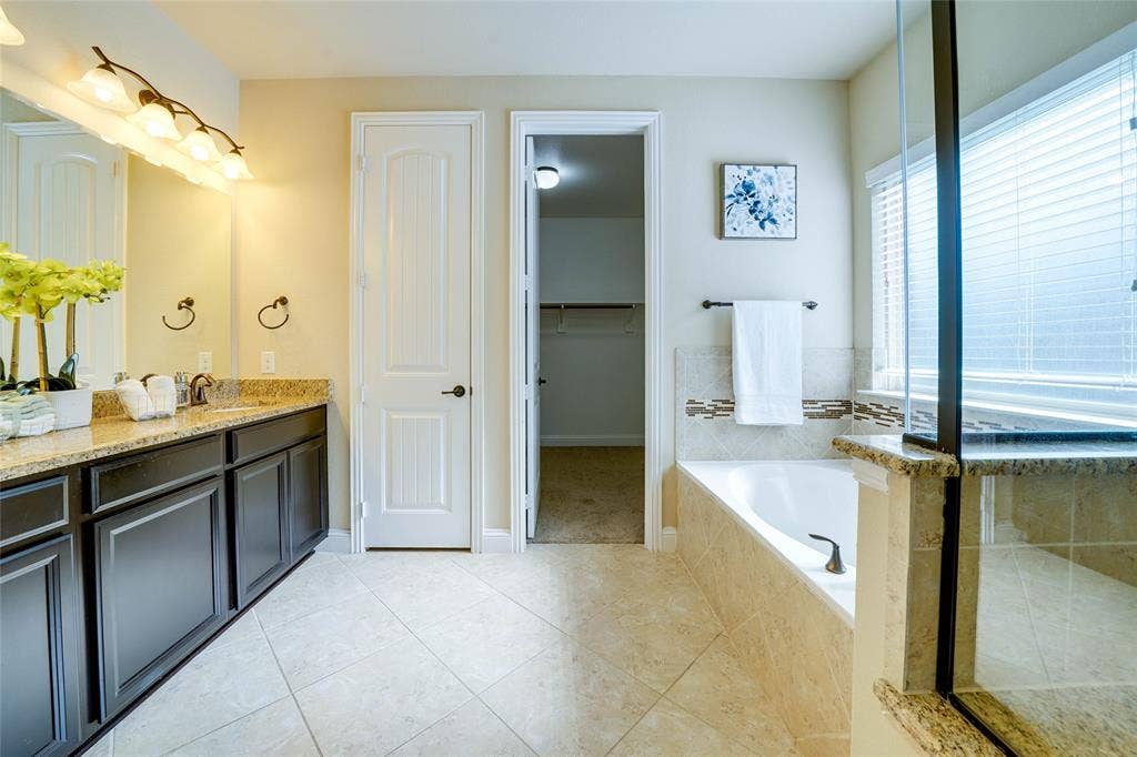 1262 Roma Drive, Frisco, TX 75036 1262 Roma Drive, Frisco, TX 75036