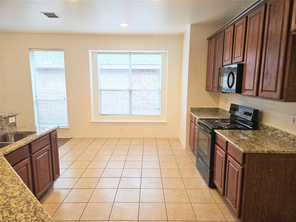 4260 Sweet Clover Lane, Fort Worth, TX 76036 4260 Sweet Clover Lane, Fort Worth, TX 76036