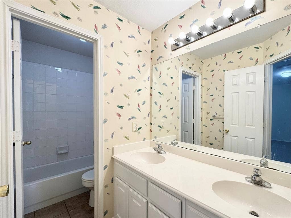 4704 Rockcreek Lane, Plano, TX 75024