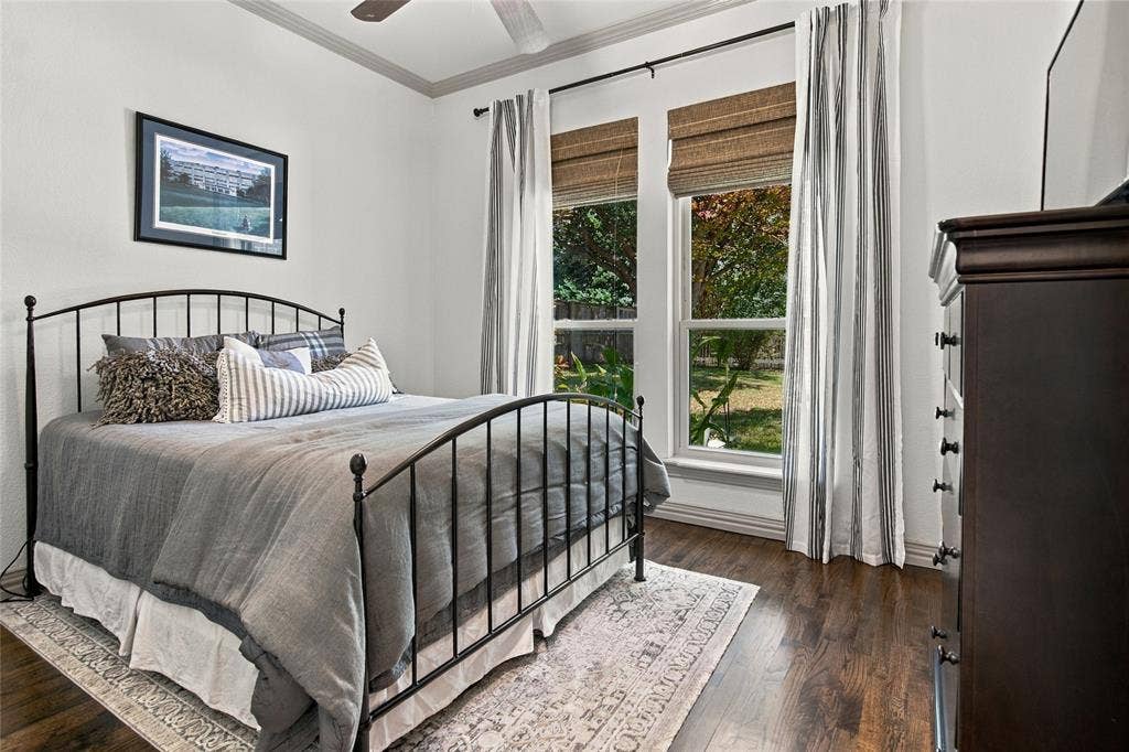 6505 Champion Way, Colleyville, TX 76034 Downstairs secondary bedroom