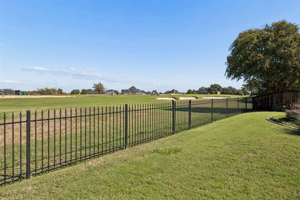 837 Thomas Crossing Drive, Fort Worth, TX 76028 837 Thomas Crossing Drive, Fort Worth, TX 76028
