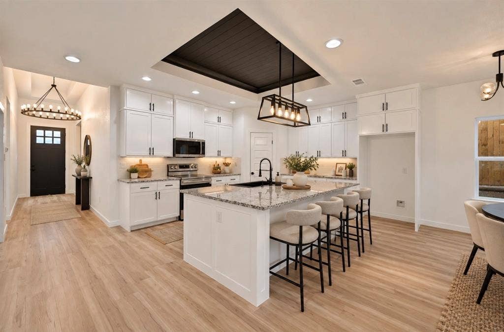 3005 Hanna Avenue, Fort Worth, TX 76106