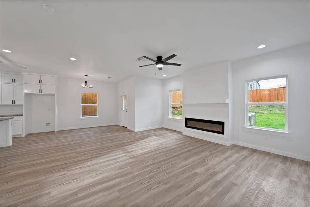3005 Hanna Avenue, Fort Worth, TX 76106