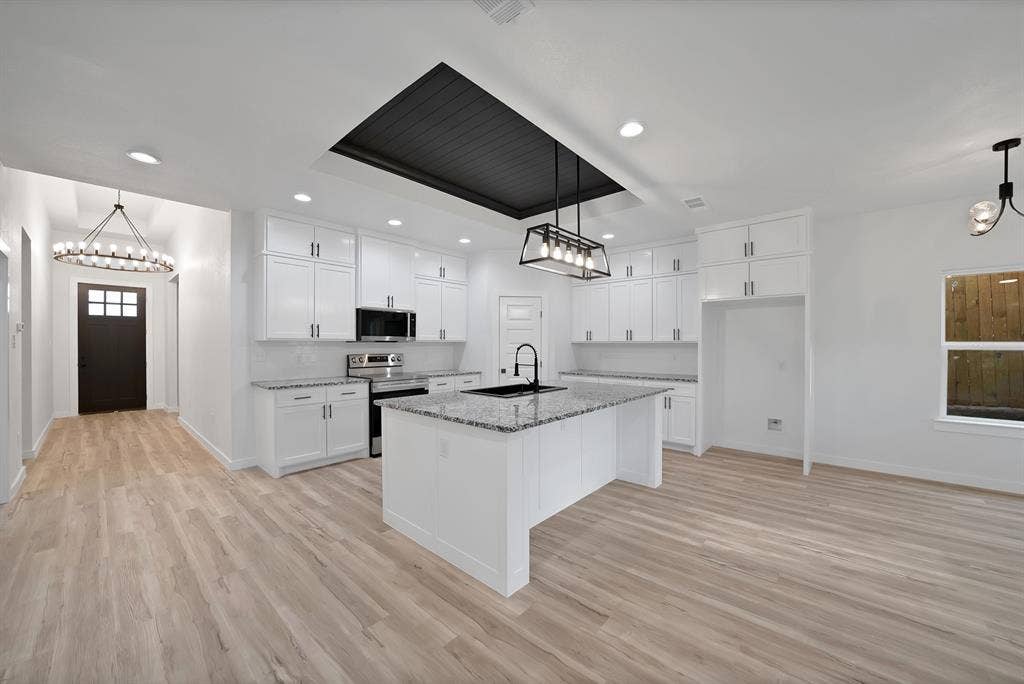 3005 Hanna Avenue, Fort Worth, TX 76106