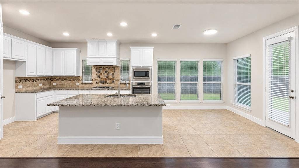 2909 Mountain Creek Drive, McKinney, TX 75072 Kitchen