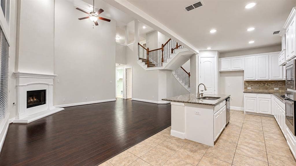 2909 Mountain Creek Drive, McKinney, TX 75072 Kitchen