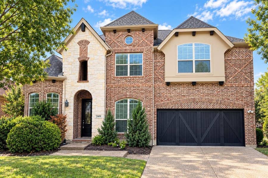 Property photo for 2909 Mountain Creek Drive, McKinney, TX
