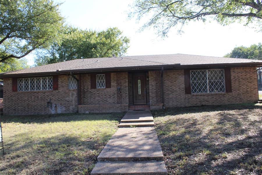 Property photo for 202 N 29th Street, Gatesville, TX