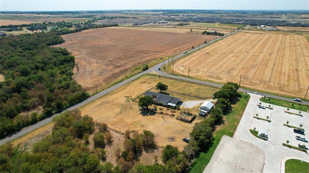 10944 County Road 58, Celina, TX 75009 Ongoing development all around