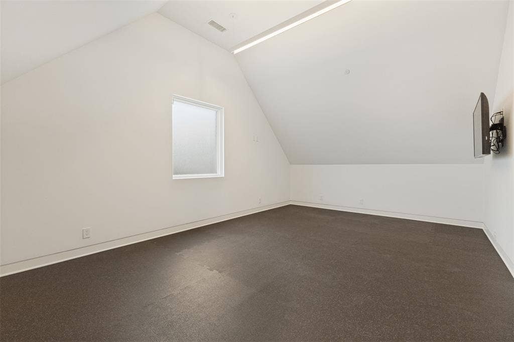 4352 Fairfax Avenue, Highland Park, TX 75205 Gym or office over garage