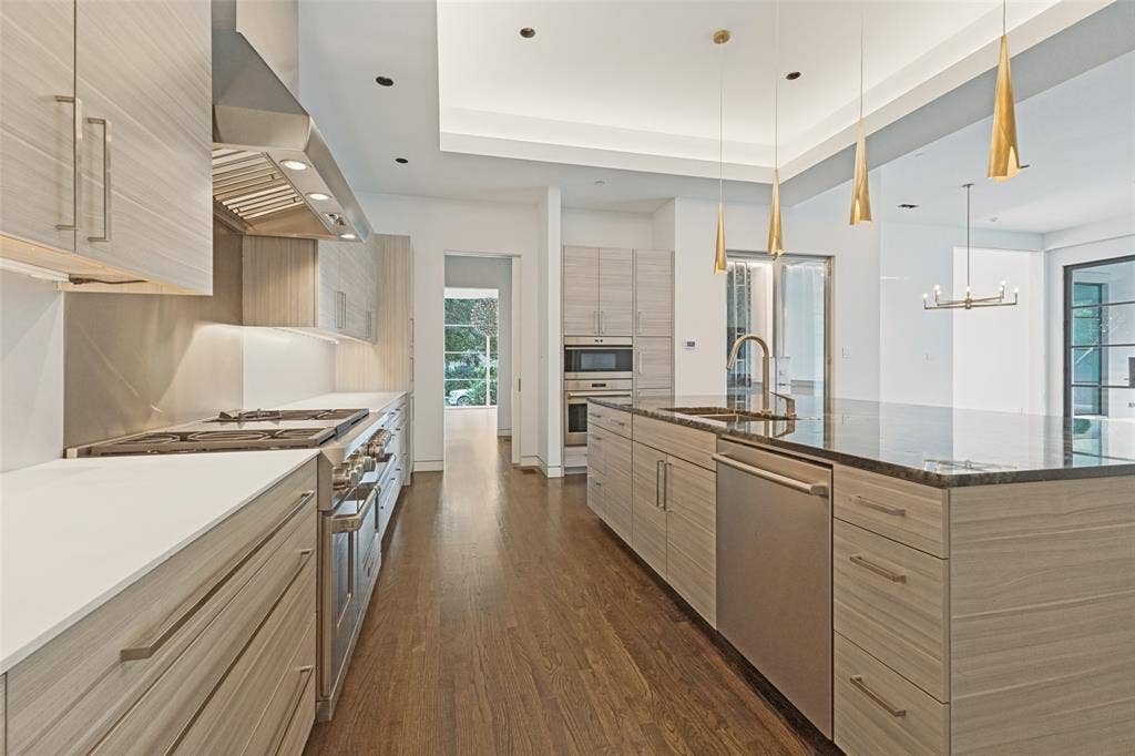 4352 Fairfax Avenue, Highland Park, TX 75205 4352 Fairfax Avenue, Highland Park, TX 75205