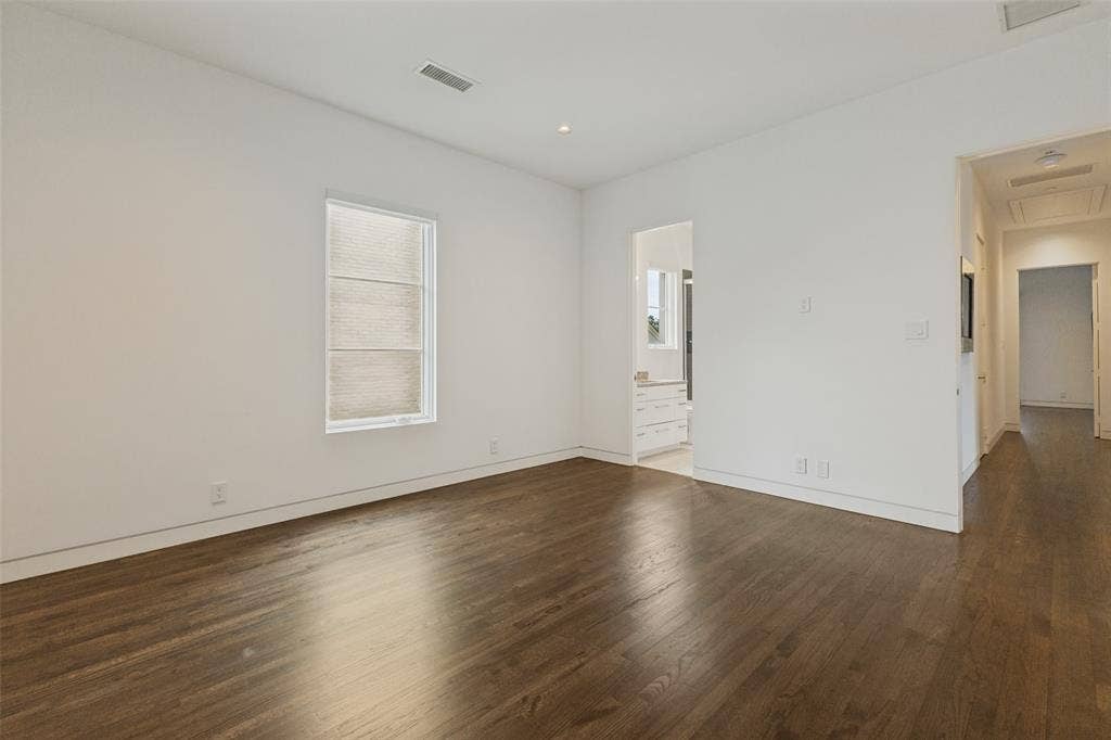 4352 Fairfax Avenue, Highland Park, TX 75205 Secondary Bedroom