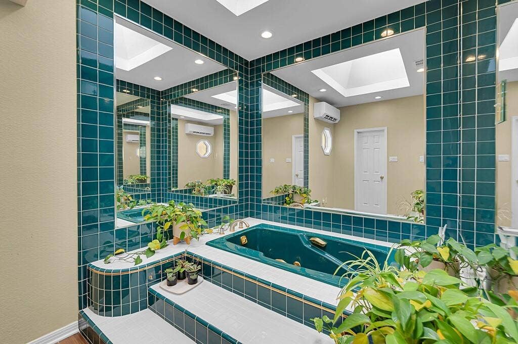 3711 Windmill Hill Drive, Waco, TX 76710 3711 Windmill Hill Drive, Waco, TX 76710