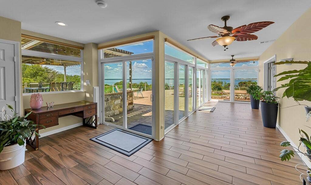 3711 Windmill Hill Drive, Waco, TX 76710 3711 Windmill Hill Drive, Waco, TX 76710
