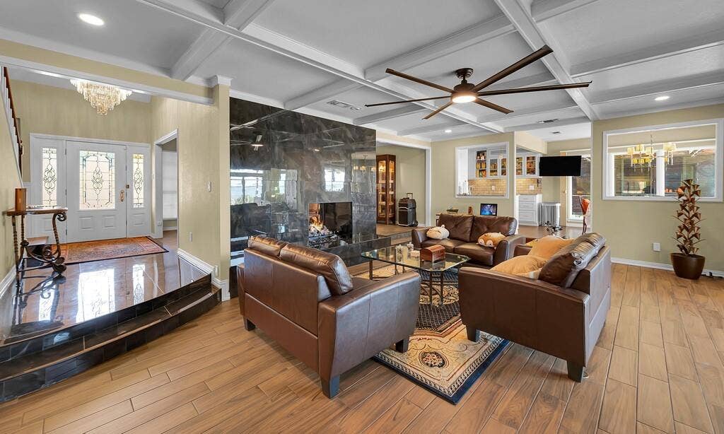 3711 Windmill Hill Drive, Waco, TX 76710 3711 Windmill Hill Drive, Waco, TX 76710