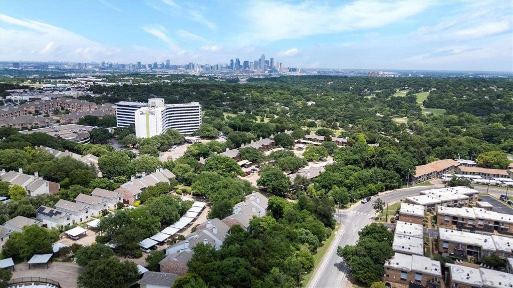 2506 Wedglea Drive, #802, Dallas, TX 75211 2506 Wedglea Drive, #802, Dallas, TX 75211