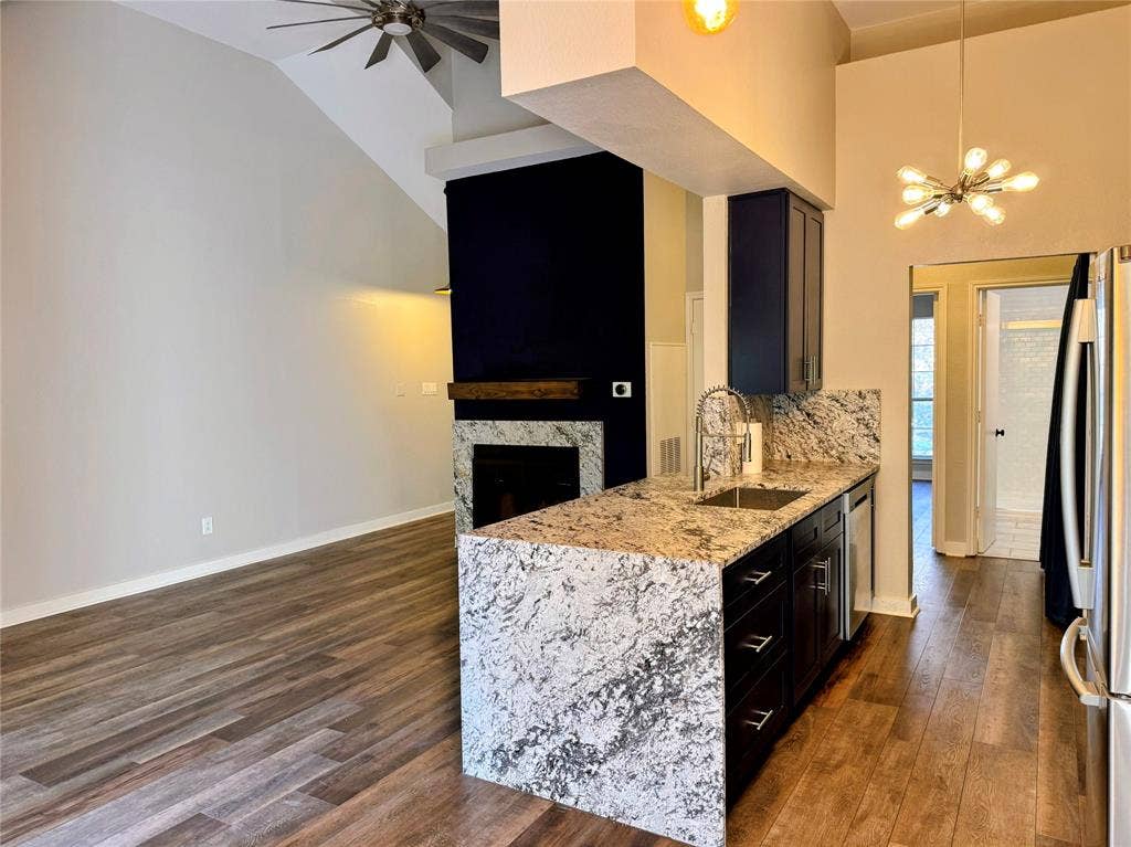 2506 Wedglea Drive, #802, Dallas, TX 75211 2506 Wedglea Drive, #802, Dallas, TX 75211