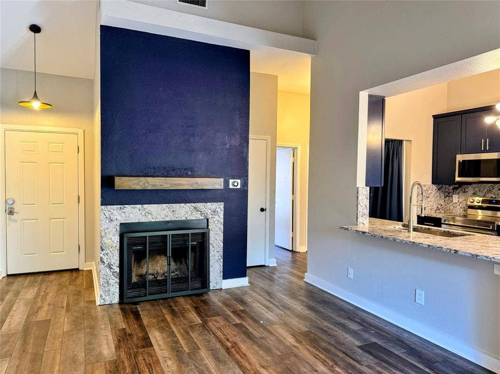 2506 Wedglea Drive, #802, Dallas, TX 75211 2506 Wedglea Drive, #802, Dallas, TX 75211