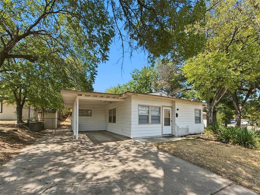 Property photo for 3520 Western Avenue, Fort Worth, TX