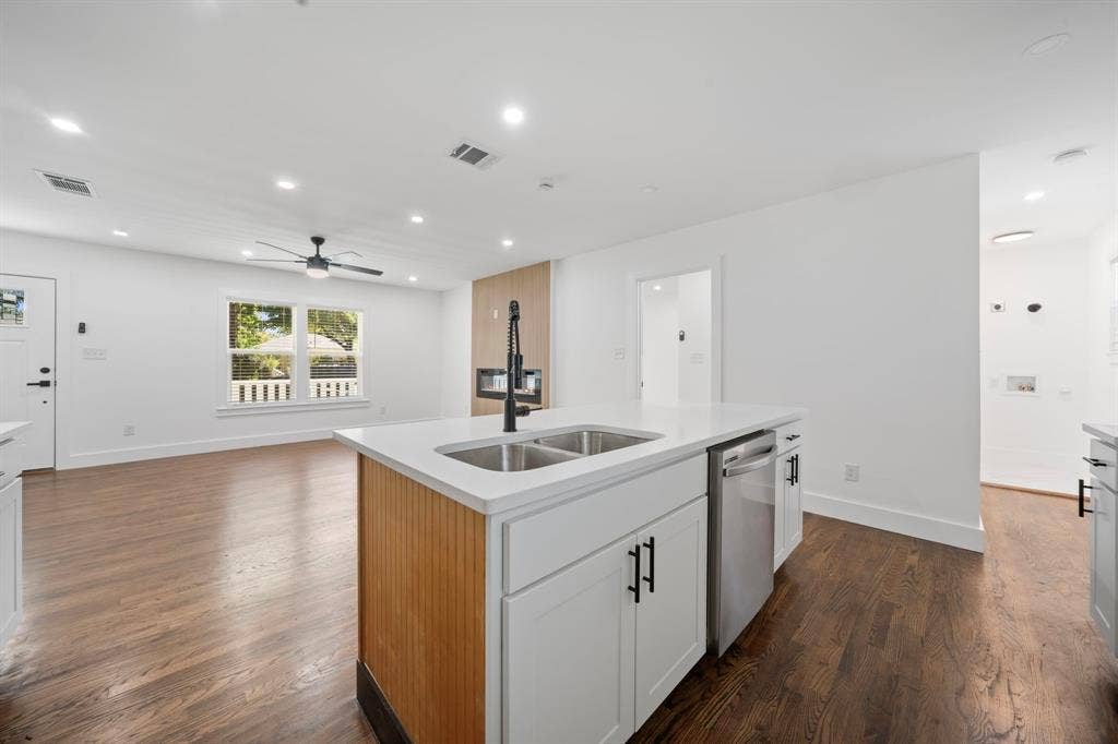 2823 Cherrywood Avenue, Dallas, TX 75235 2823 Cherrywood Avenue, Dallas, TX 75235