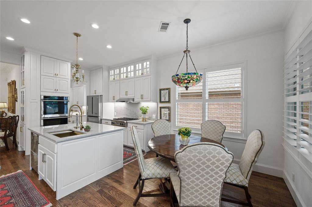 2005 Hillcrest Court, McKinney, TX 75072 2005 Hillcrest Court, McKinney, TX 75072
