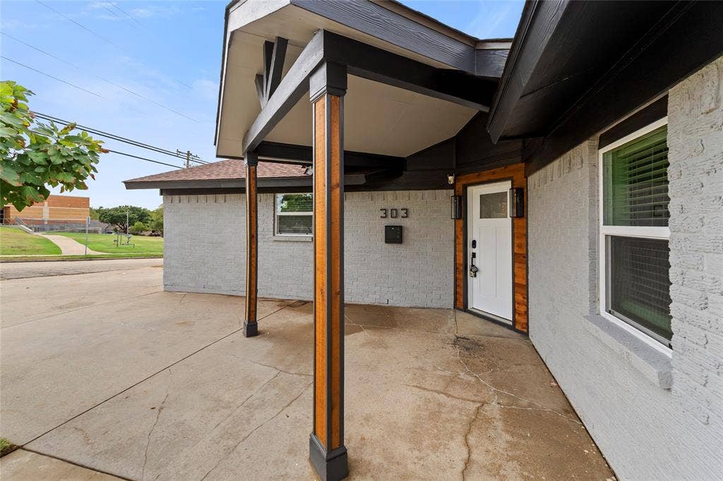 303 Saffron Circle, Mesquite, TX 75149 303 Saffron Circle, Mesquite, TX 75149