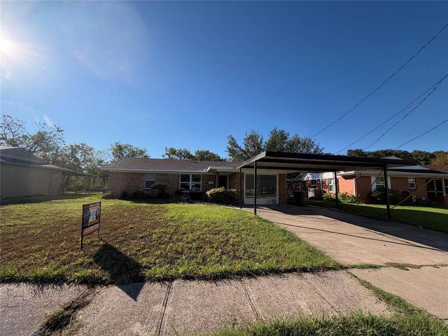 Property photo for 1608 Edgemont Drive, Mesquite, TX
