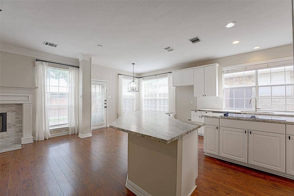4101 Christopher Way, Plano, TX 75024 4101 Christopher Way, Plano, TX 75024