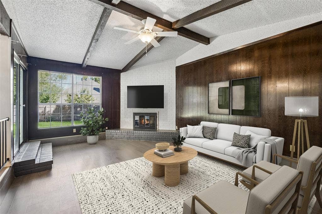 517 Sussex Drive, Arlington, TX 76014 Virtually Staged Photos