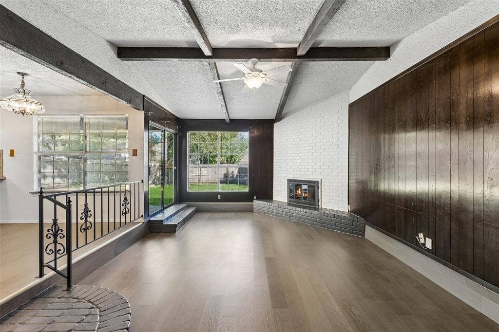517 Sussex Drive, Arlington, TX 76014 517 Sussex Drive, Arlington, TX 76014