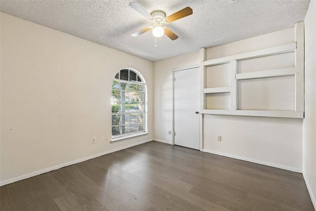 517 Sussex Drive, Arlington, TX 76014 517 Sussex Drive, Arlington, TX 76014