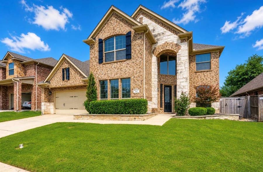 Property photo for 342 Manchester Drive, Roanoke, TX