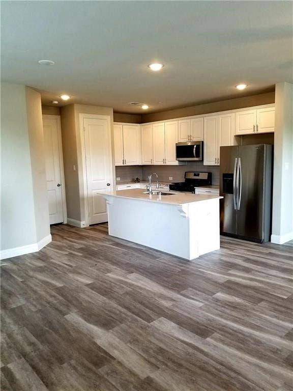8143 Snowmass Drive, Frisco, TX 75034 8143 Snowmass Drive, Frisco, TX 75034