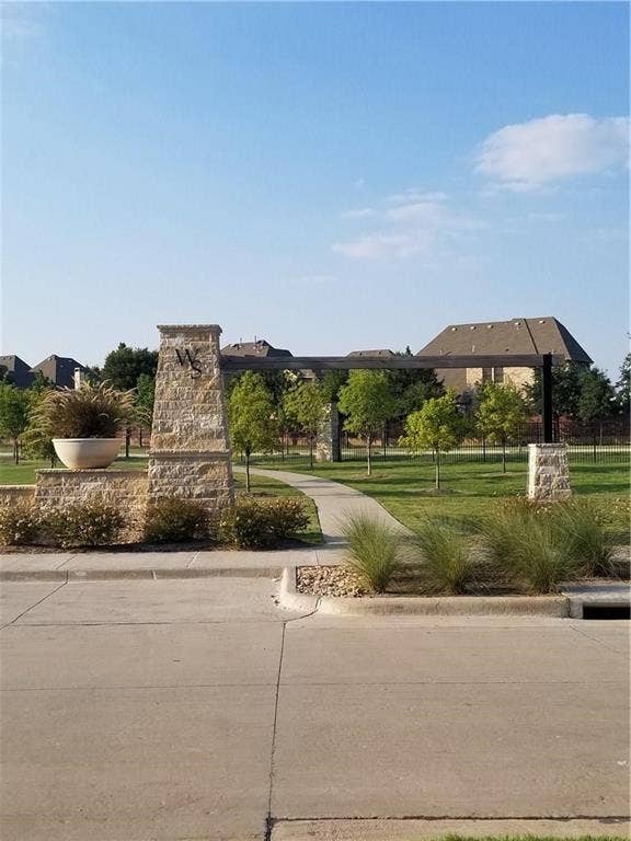 8143 Snowmass Drive, Frisco, TX 75034 8143 Snowmass Drive, Frisco, TX 75034