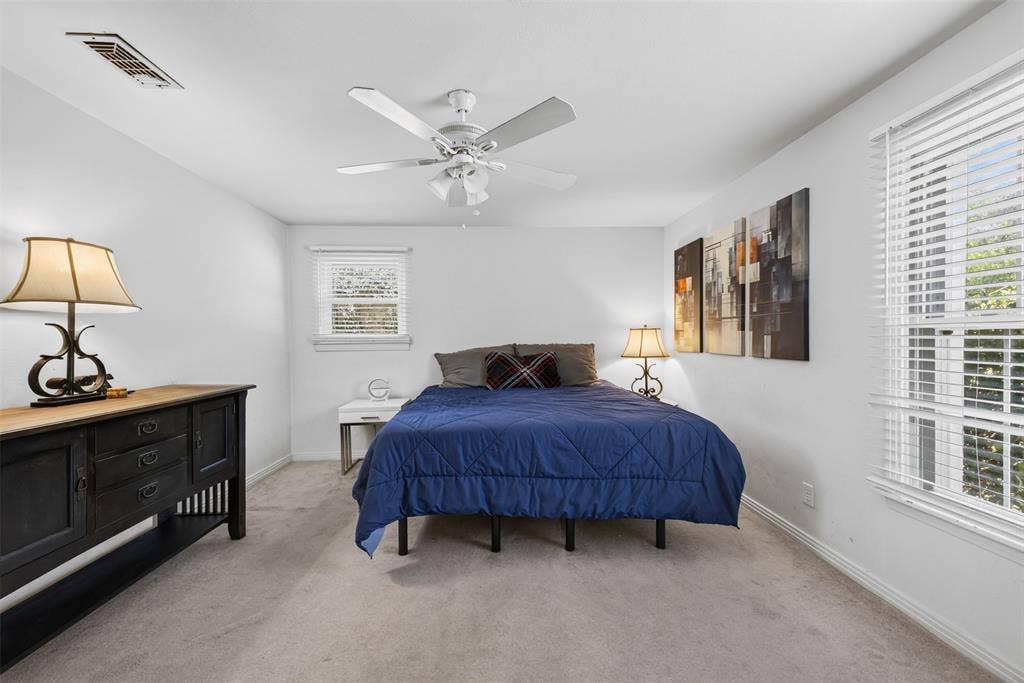 6109 Price Drive, North Richland Hills, TX 76180 6109 Price Drive, North Richland Hills, TX 76180