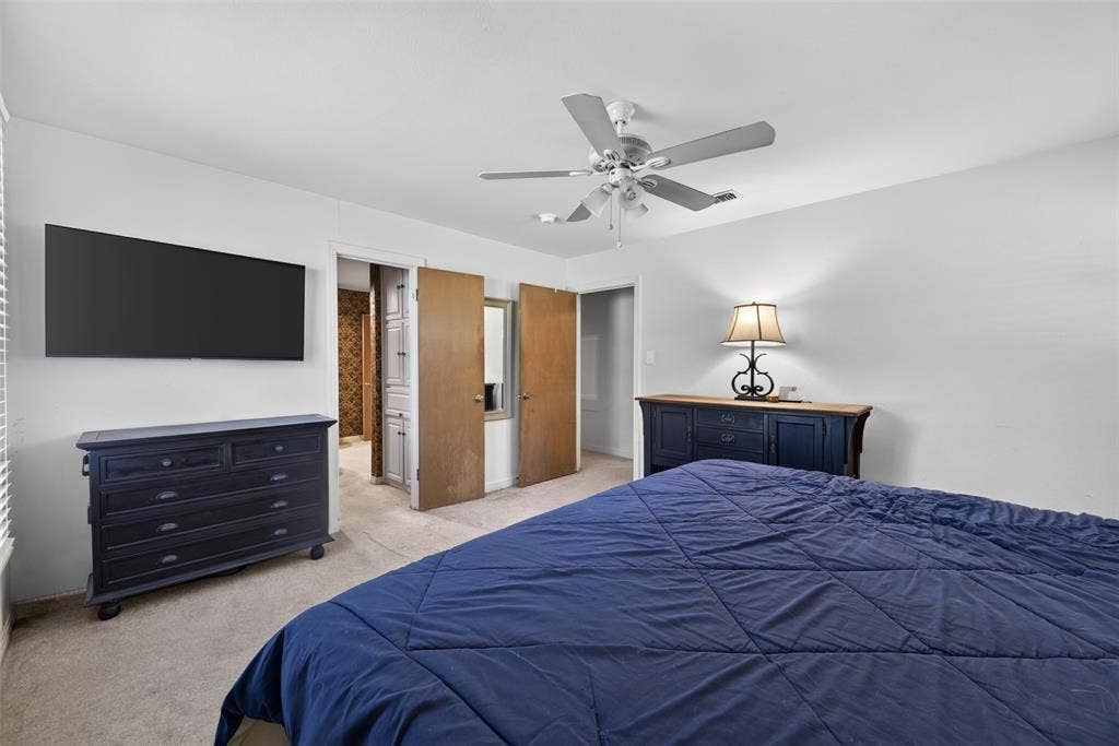 6109 Price Drive, North Richland Hills, TX 76180 6109 Price Drive, North Richland Hills, TX 76180