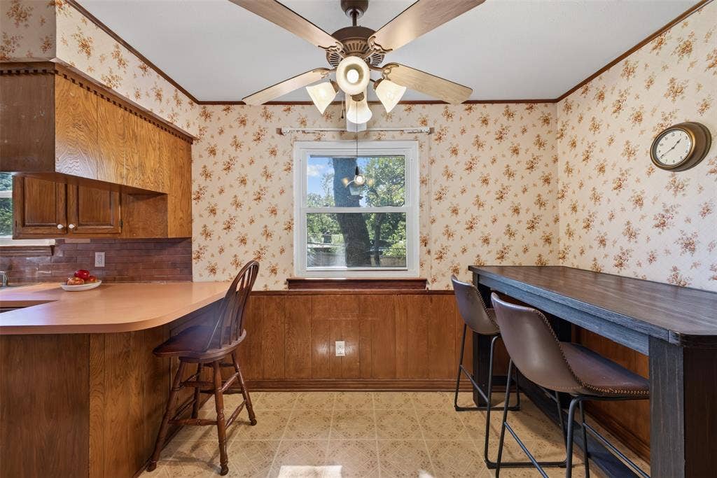 6109 Price Drive, North Richland Hills, TX 76180 6109 Price Drive, North Richland Hills, TX 76180