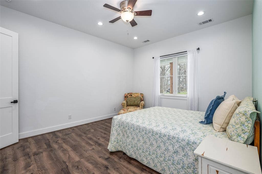 653 Enchanted Isles Drive, Mabank, TX 75156 653 Enchanted Isles Drive, Mabank, TX 75156