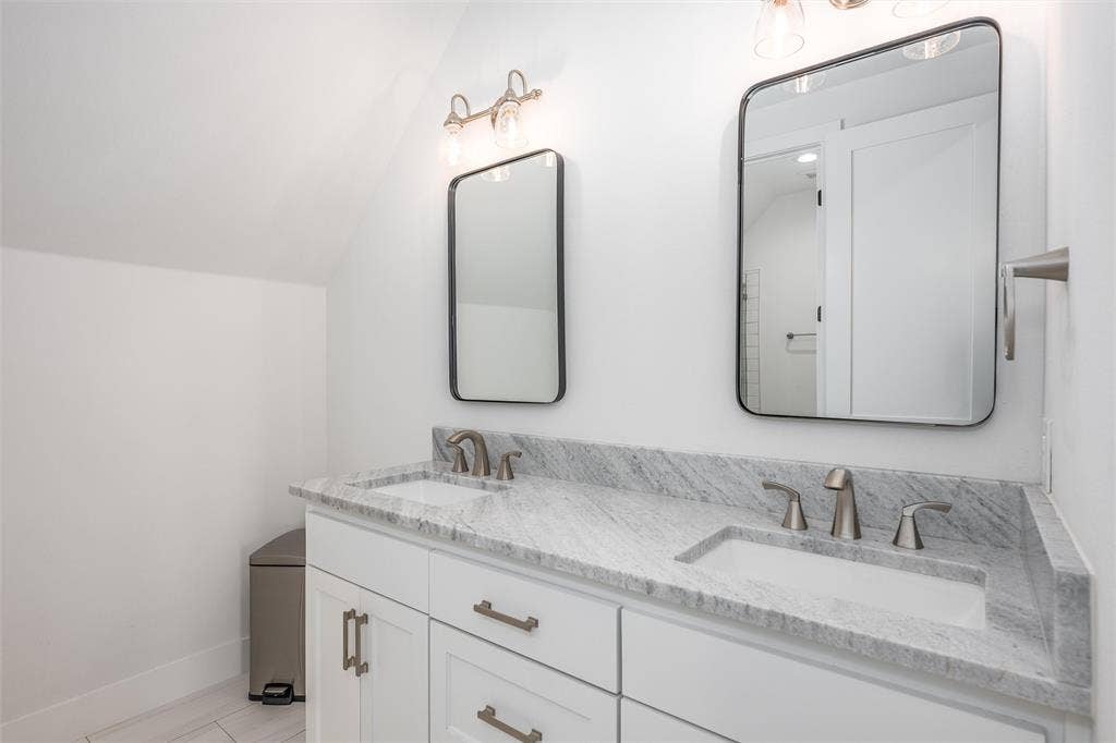 653 Enchanted Isles Drive, Mabank, TX 75156 653 Enchanted Isles Drive, Mabank, TX 75156