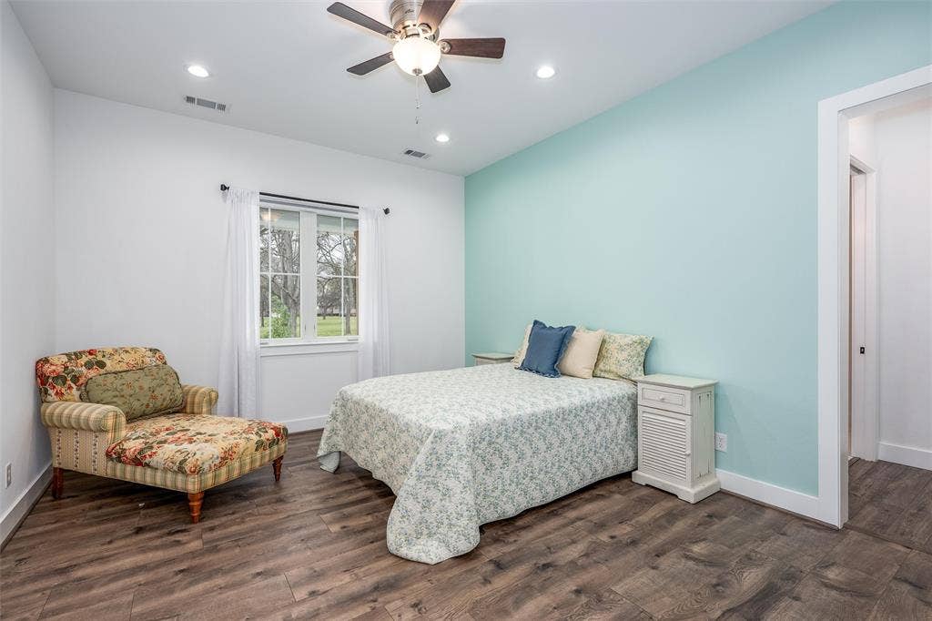 653 Enchanted Isles Drive, Mabank, TX 75156 653 Enchanted Isles Drive, Mabank, TX 75156