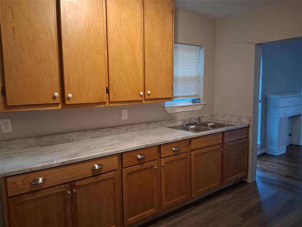 435 Avenue G, Dallas, TX 75203 435 Avenue G, Dallas, TX 75203