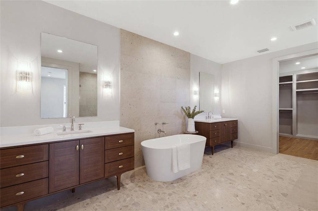 6834 Deloache Avenue, Dallas, TX 75225 6834 Deloache Avenue, Dallas, TX 75225
