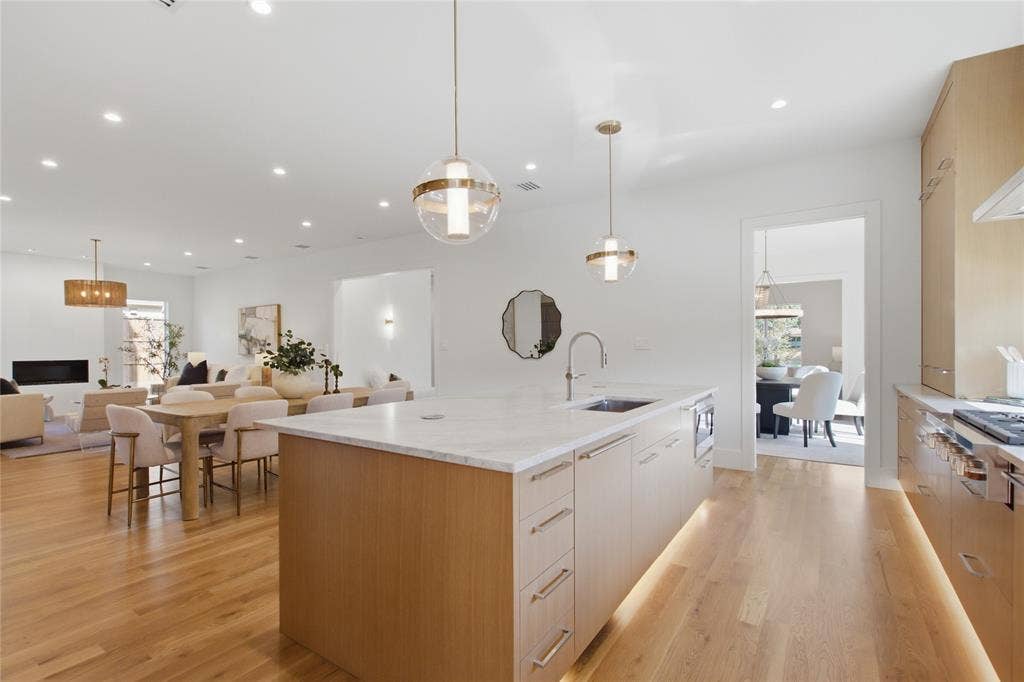 6834 Deloache Avenue, Dallas, TX 75225 6834 Deloache Avenue, Dallas, TX 75225